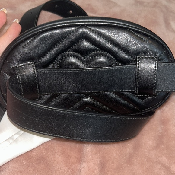 Gucci Fanny Pack (Authentic) - Picture 4 of 8